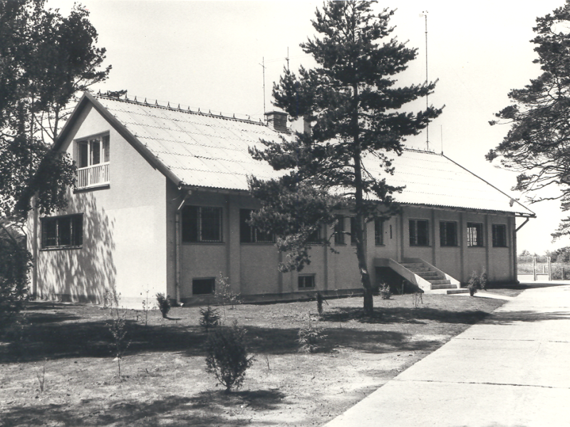 Fig. 4. Laboratory building in 70′s…